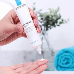 Kem Dưỡng La Roche-Posay 40ml Soin Correcteur Trị Mụn