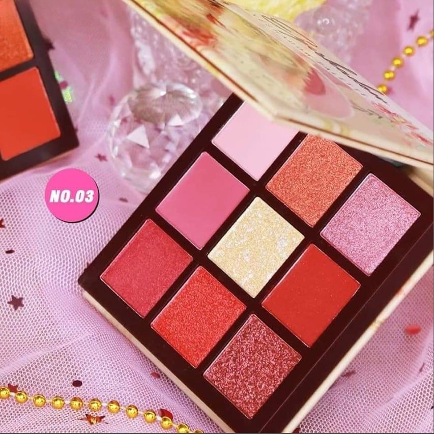 Màu Mắt Gina Glam 9 Ô, bám màu cực tốt và lâu phai và chống nước