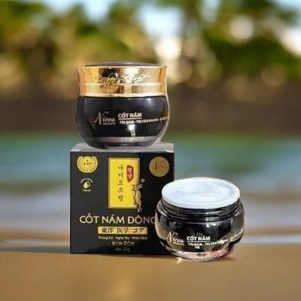 Kem Nicos Cốt Nám Đông Y 15g Số 1, giúp giảm thiểu và làm dịu các vết thâm nám, tàn nhang trên da