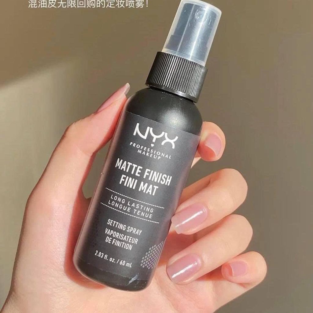 Xịt Khoá Nền Nyx Matte Finish Fini Mat 60ml