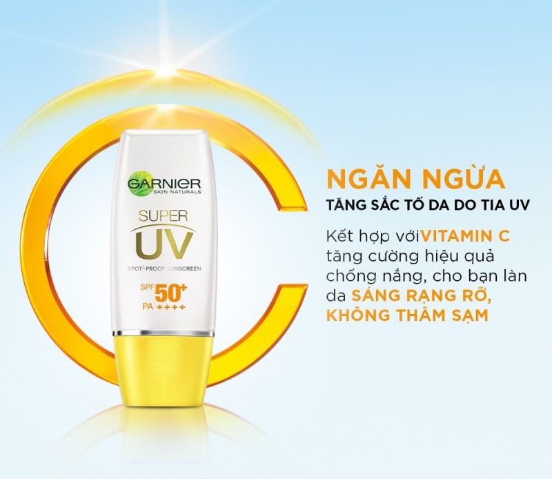 Kem Chống Nắng Garnier 30ml Light Complete Super Uv Dưỡng Trắng