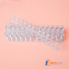 Vỉ móng mẫu phom vuông tập sơn (1 bịch 10 vỉ 240 móng)