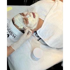 Mặt Nạ Ủ Trắng Volayon Lateenix Mask 200ml