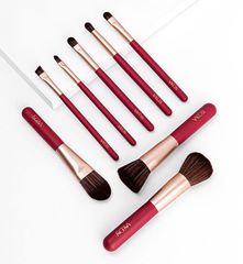 Bộ Cọ Vacosi8 Cây + Ví Trang Điểm Bc31