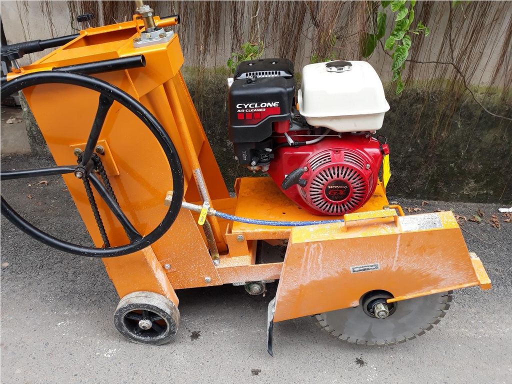 Máy Cắt Đường Bê Tông KC16 lắp động cơ GX390 Thái Lan