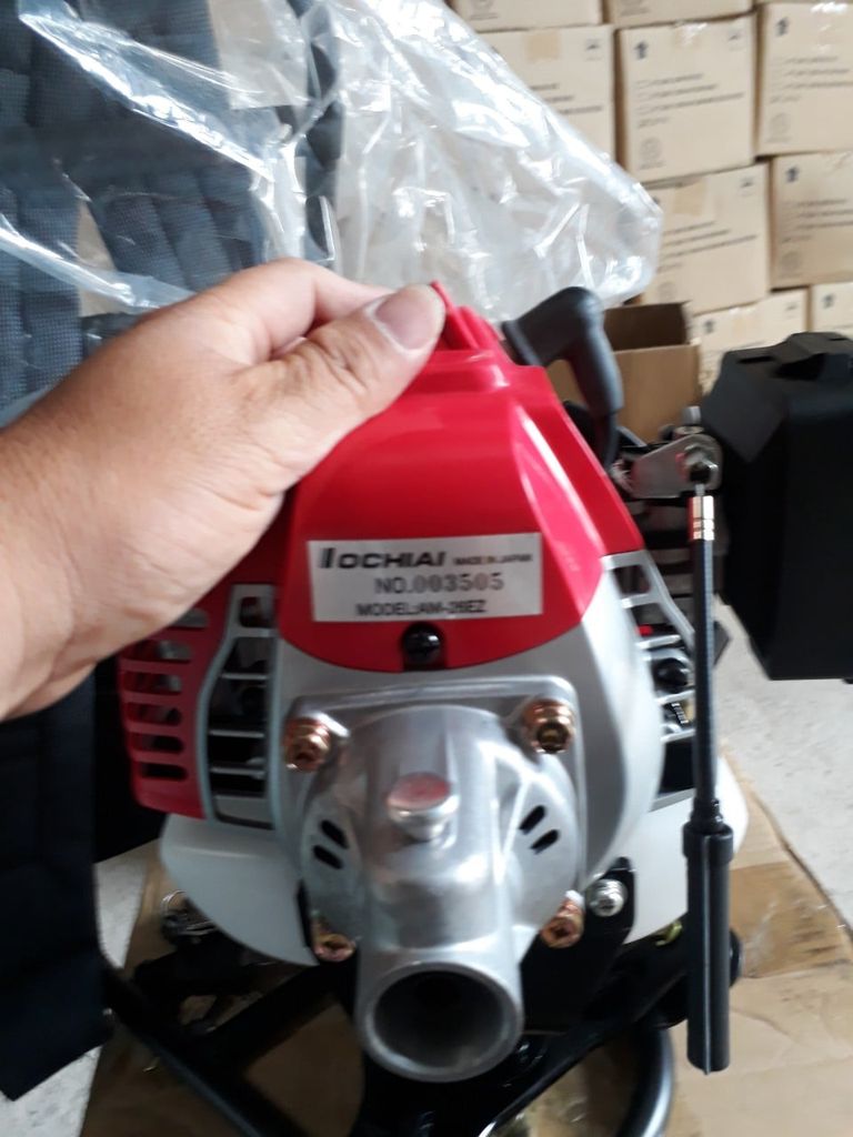 Máy Hái Chè OCHIAI AM 120V 600 Nhật Bản