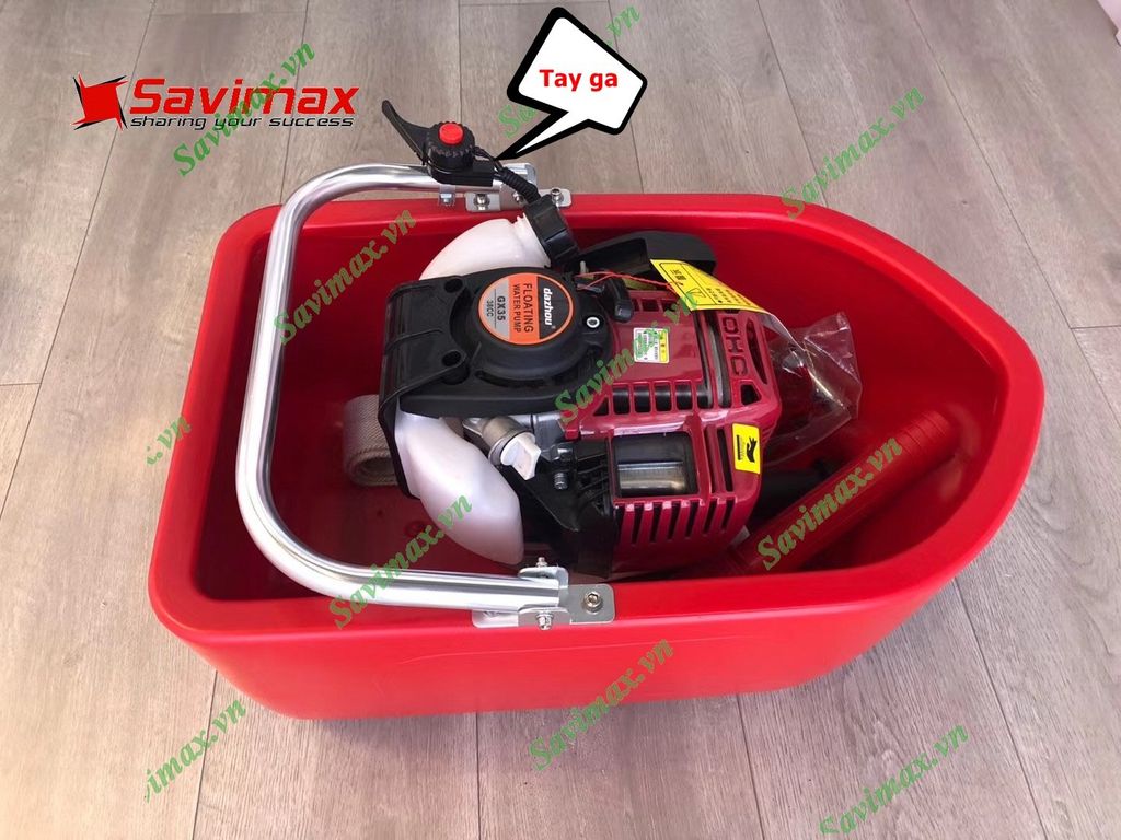 Máy bơm nước dạng thuyền động cơ 2 thì Savi BN
