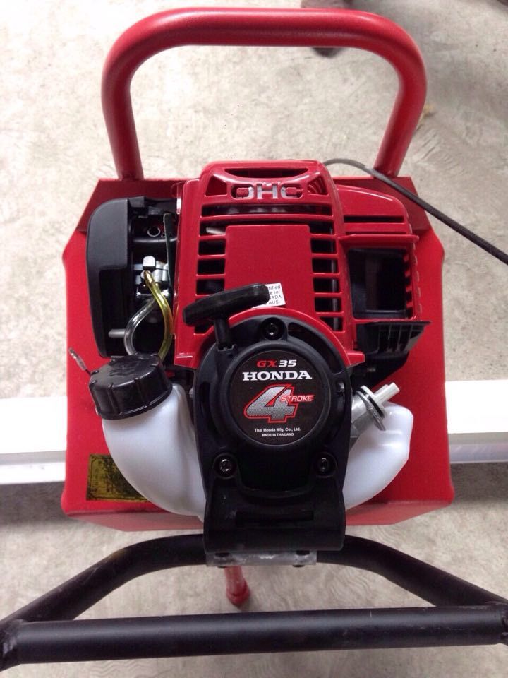 Máy đầm thước động cơ Honda GX35 4M