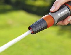 VÒI PHUN CỔ ĐIỂN GARDENA ĐIỀU CHỈNH – 18300-50