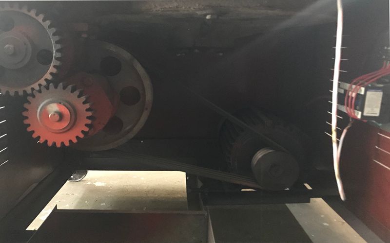 Máy uốn sắt GW40 (có bánh răng phụ)