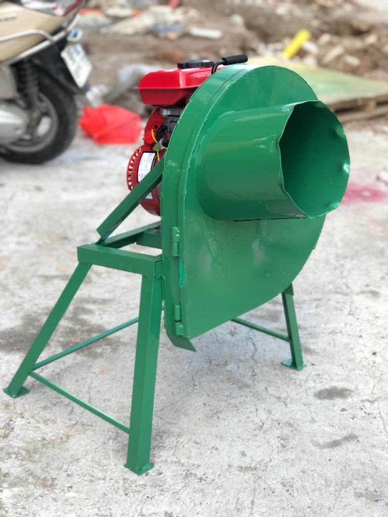 Máy thái chuối mịn Savi 152 - Máy băm chuối động cơ xăng 4 thì 152