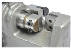 Máy cắt sắt thuỷ lực cầm tay RC 25