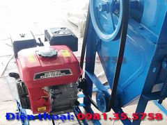 máy tuốt lúa tuốt hạt mini