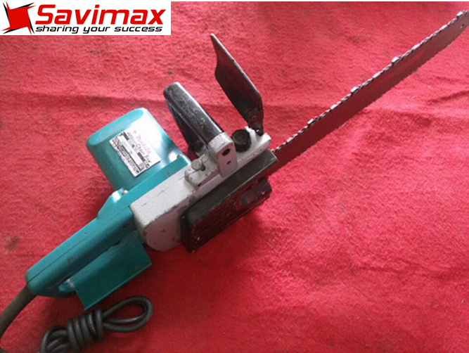 Máy cưa xích điện Makita 5016B