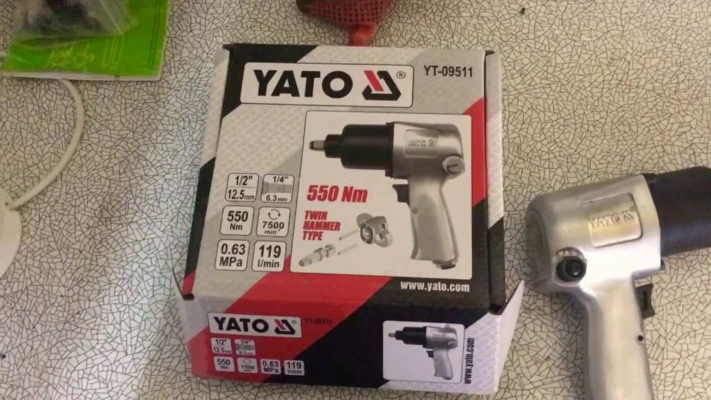 Súng Bắn Bu-Lông 2 Búa 550Nm Yato Yt-09511
