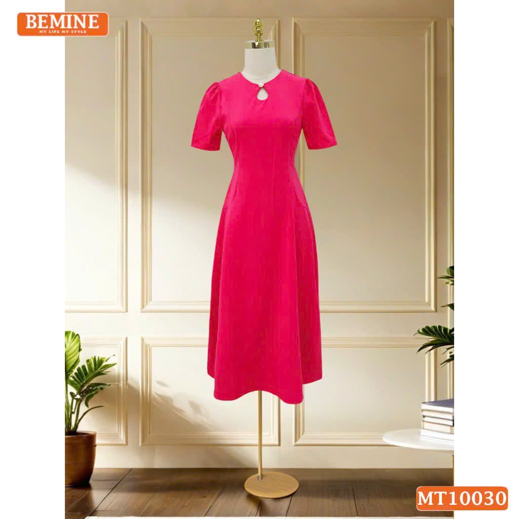 Đầm thiết kế BEMINE cổ tròn xẻ giọt nước đính cúc dáng chữ A phù hợp đi làm, đi dạo phố-MT10030