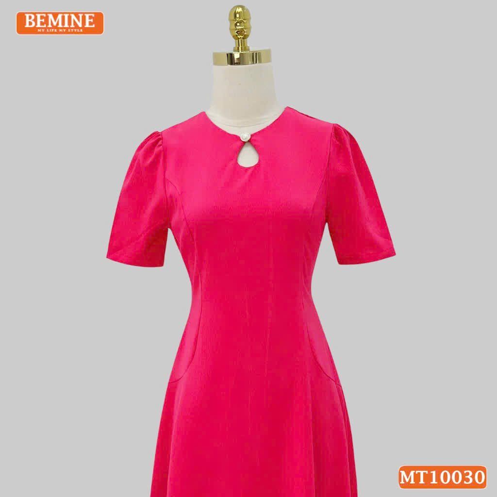 Đầm thiết kế BEMINE cổ tròn xẻ giọt nước đính cúc dáng chữ A phù hợp đi làm, đi dạo phố-MT10030