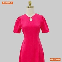 Đầm thiết kế BEMINE cổ tròn xẻ giọt nước đính cúc dáng chữ A phù hợp đi làm, đi dạo phố-MT10030
