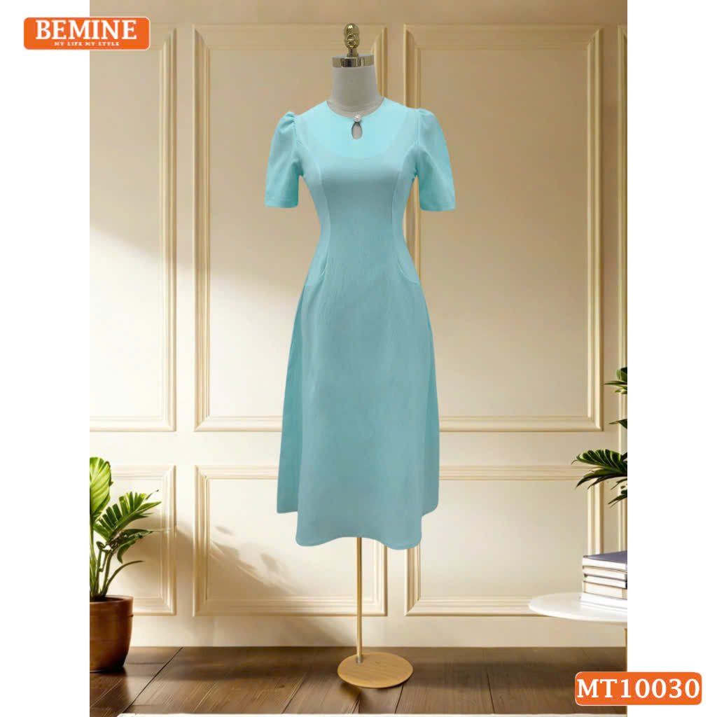 Đầm thiết kế BEMINE cổ tròn xẻ giọt nước đính cúc dáng chữ A phù hợp đi làm, đi dạo phố-MT10030