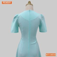 Đầm thiết kế BEMINE cổ tròn xẻ giọt nước đính cúc dáng chữ A phù hợp đi làm, đi dạo phố-MT10030