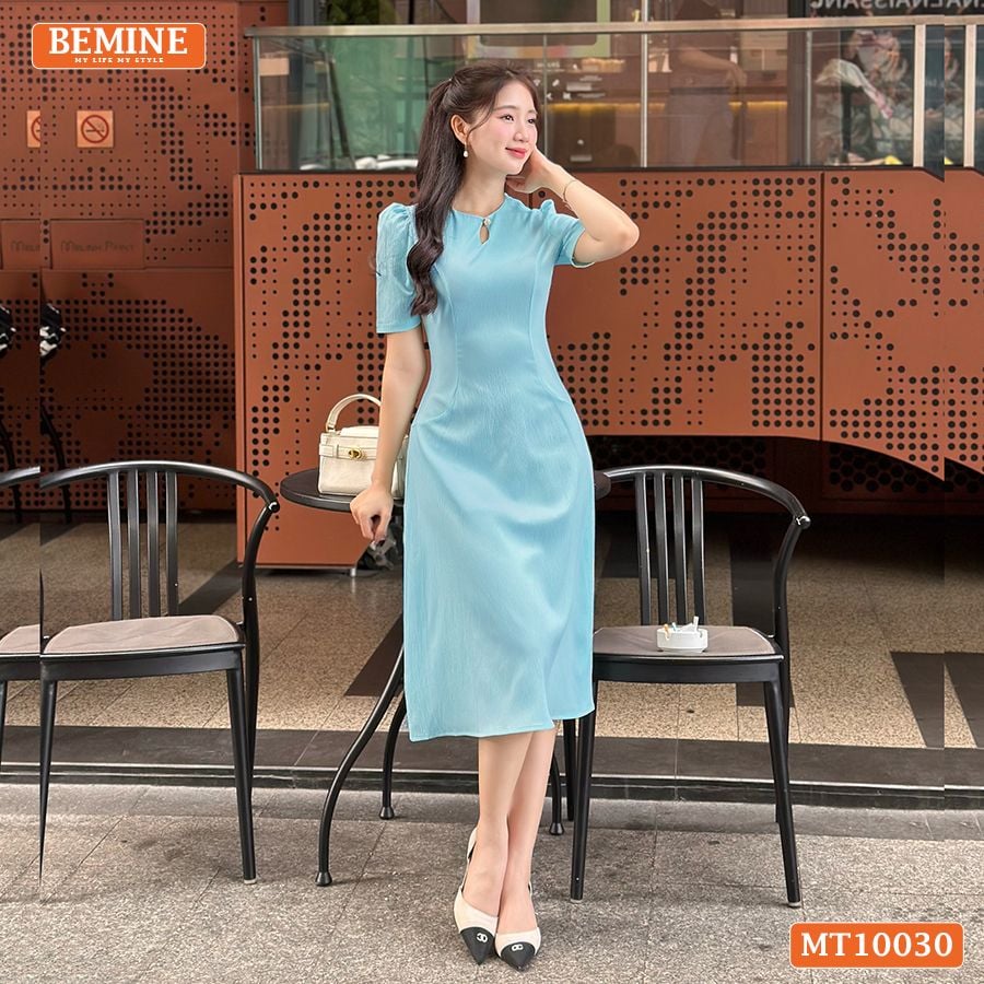 Đầm thiết kế BEMINE cổ tròn xẻ giọt nước đính cúc dáng chữ A phù hợp đi làm, đi dạo phố-MT10030