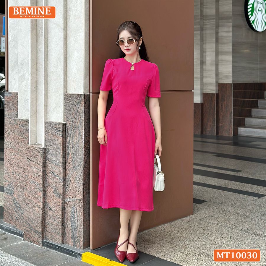Đầm thiết kế BEMINE cổ tròn xẻ giọt nước đính cúc dáng chữ A phù hợp đi làm, đi dạo phố-MT10030
