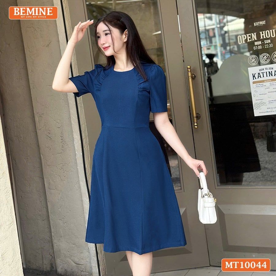 Đầm thiết kế BEMINE cổ tròn nhún ngực hai bên dáng chữ A phù hợp đi làm-MT10044