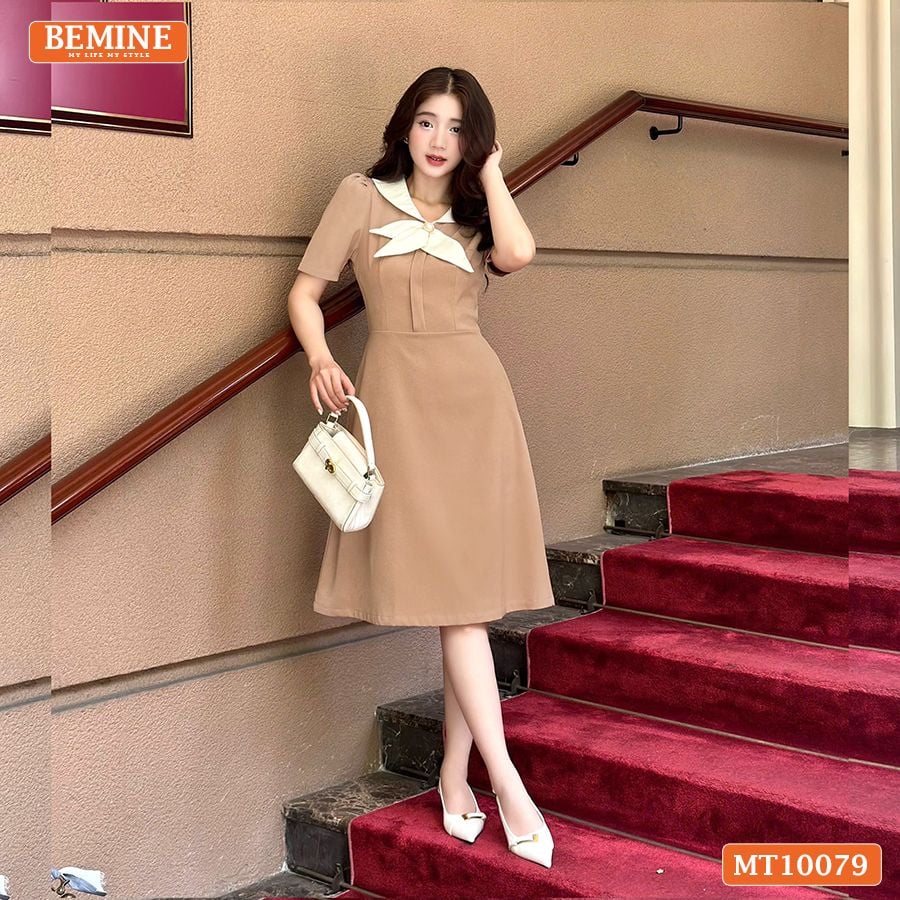 Đầm thiết kế BEMINE cổ trụ phối nơ lá dáng chữ A phù hợp đi làm-MT10079