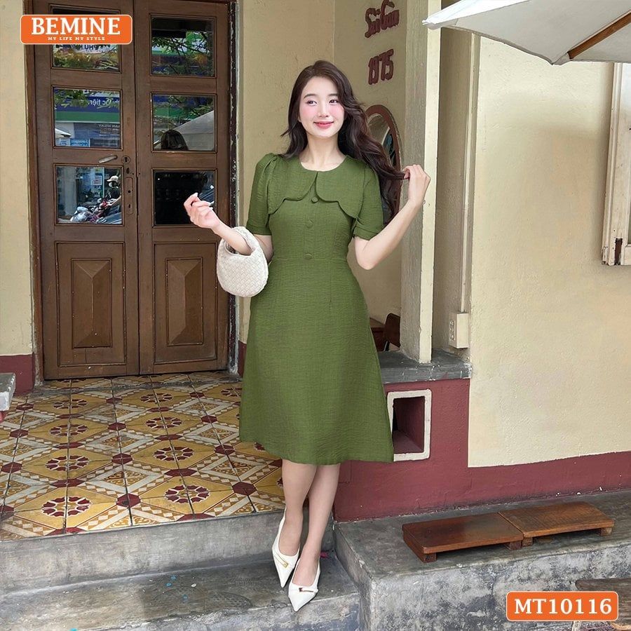 Đầm thiết kế BEMINE cổ tròn vạt giả đính cúc dáng chữ A phù hợp đi làm, đi chơi-MT10116
