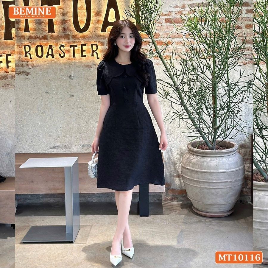 Đầm thiết kế BEMINE cổ tròn vạt giả đính cúc dáng chữ A phù hợp đi làm, đi chơi-MT10116