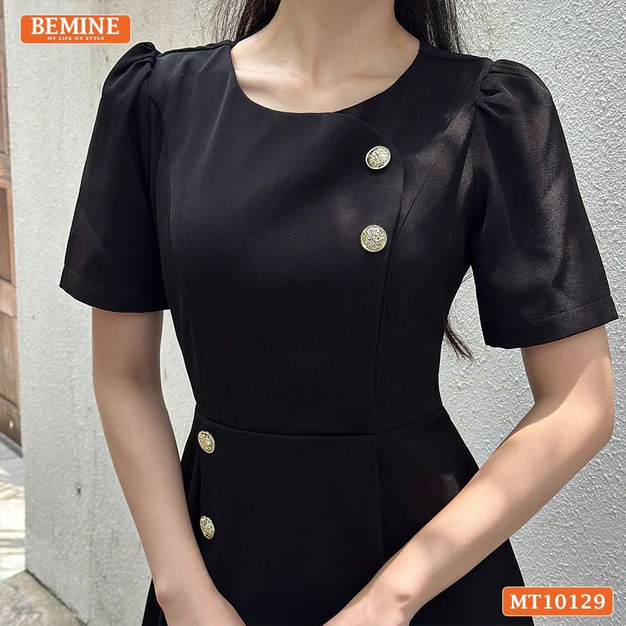 Đầm thiết kế BEMINE cổ tròn đính cúc dáng chữ A phù hợp đi làm-MT10129