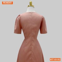 Đầm thiết kế BEMINE cổ tròn nơ cách điệu dáng xòe dài MT10192