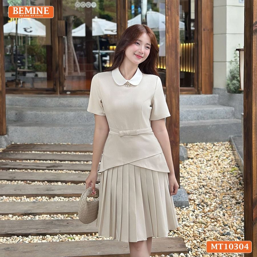 Đầm thiết kế BEMINE cổ sen vạt kiểu dáng chữ A tùng váy xếp ly MT10304
