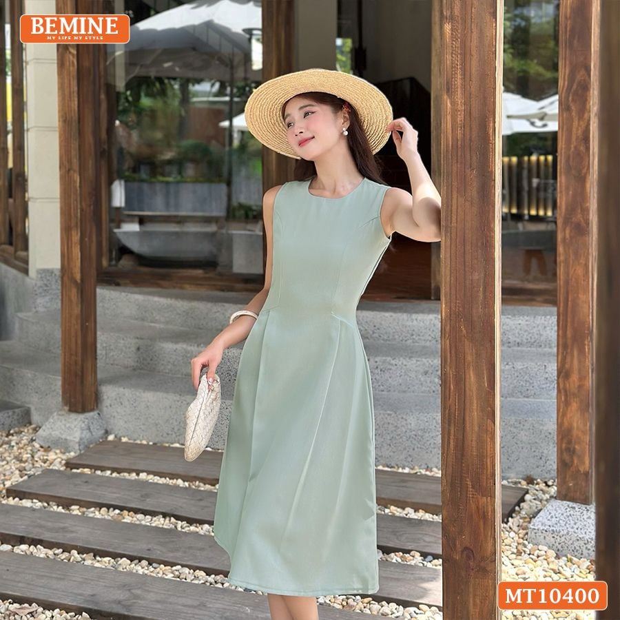 Đầm thiết kế BEMINE cổ tròn sát nách dáng chữ A có xếp ly-MT10400