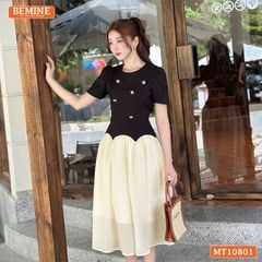 Đầm thiết kế BEMINE cổ tròn đính cúc dáng xòe MT10801