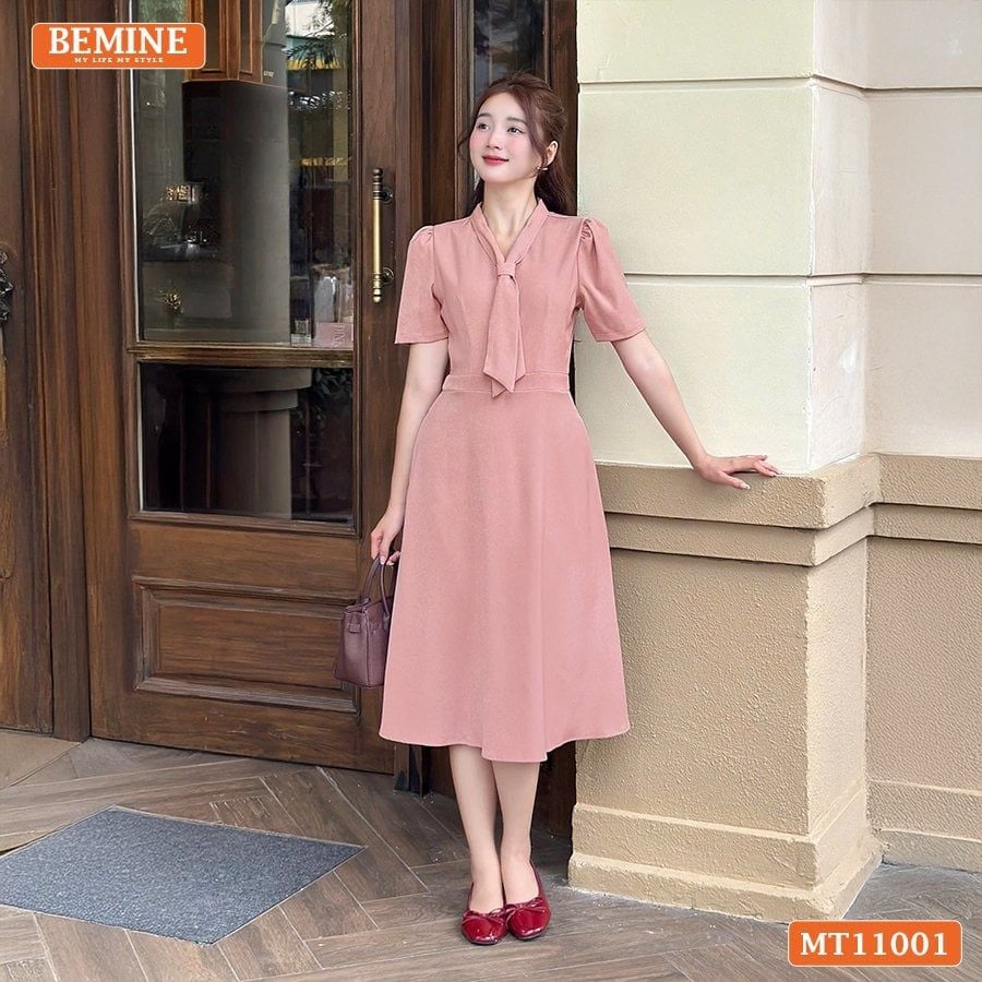 Đầm thiết kế BEMINE cổ tim cách điệu dáng chữ A phù hợp đi làm-MT11001
