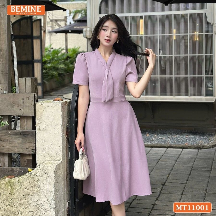 Đầm thiết kế BEMINE cổ tim cách điệu dáng chữ A phù hợp đi làm-MT11001