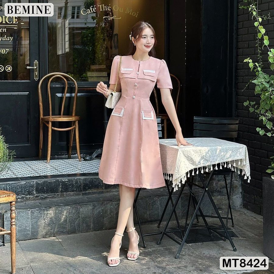 Đầm cổ tròn phối nắp túi tùng A MT8424