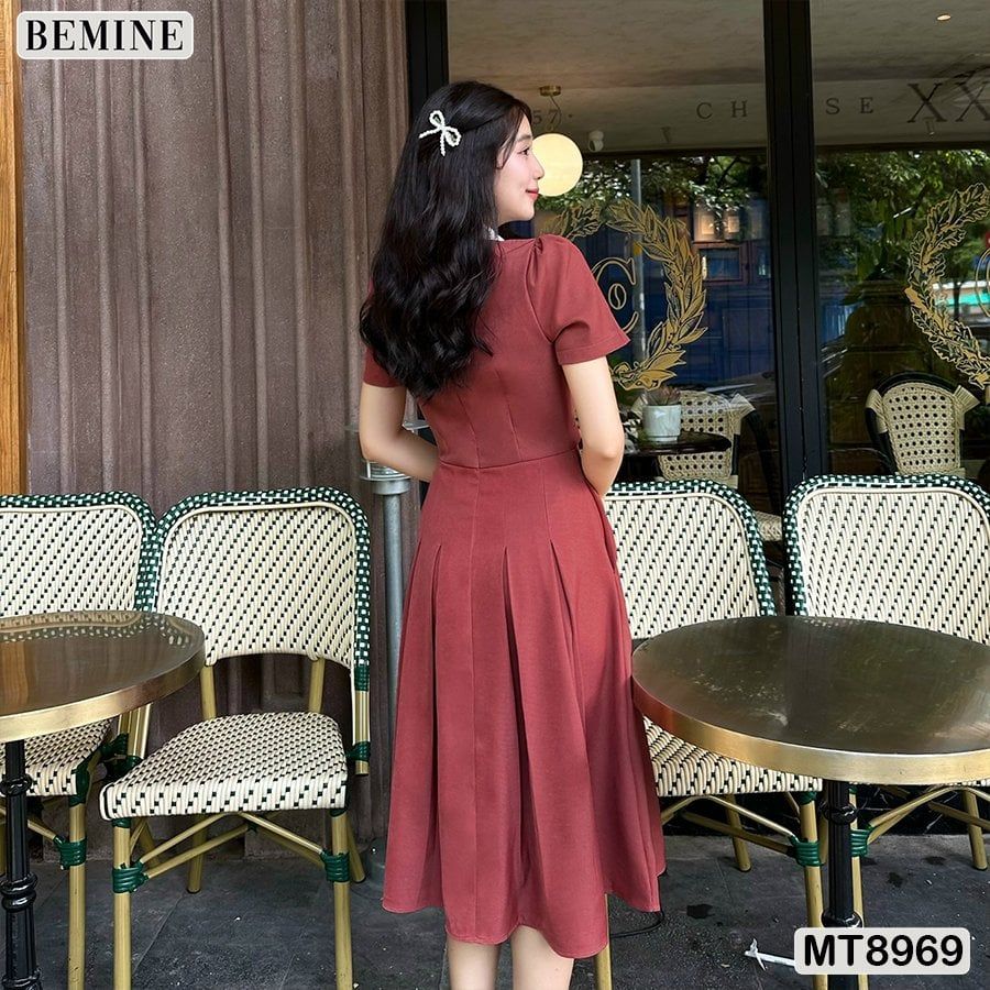 Đầm thiết kế cổ sen eo đính nơ tùng xếp ly MT8969