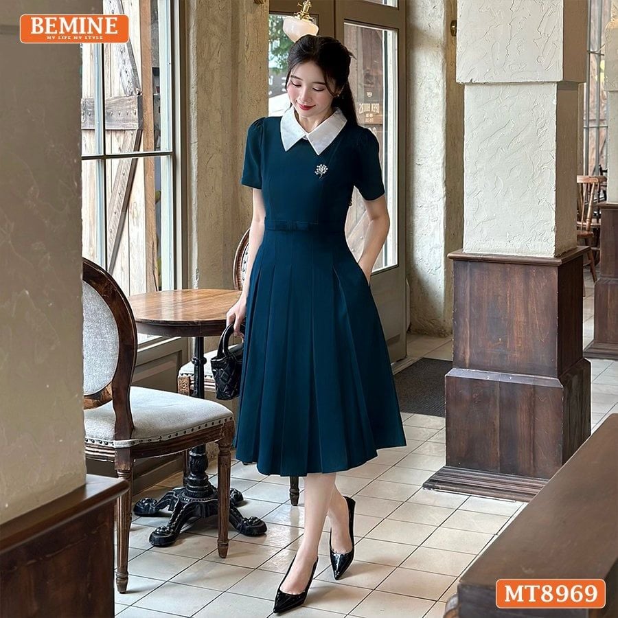 Đầm thiết kế cổ sen eo đính nơ tùng xếp ly MT8969