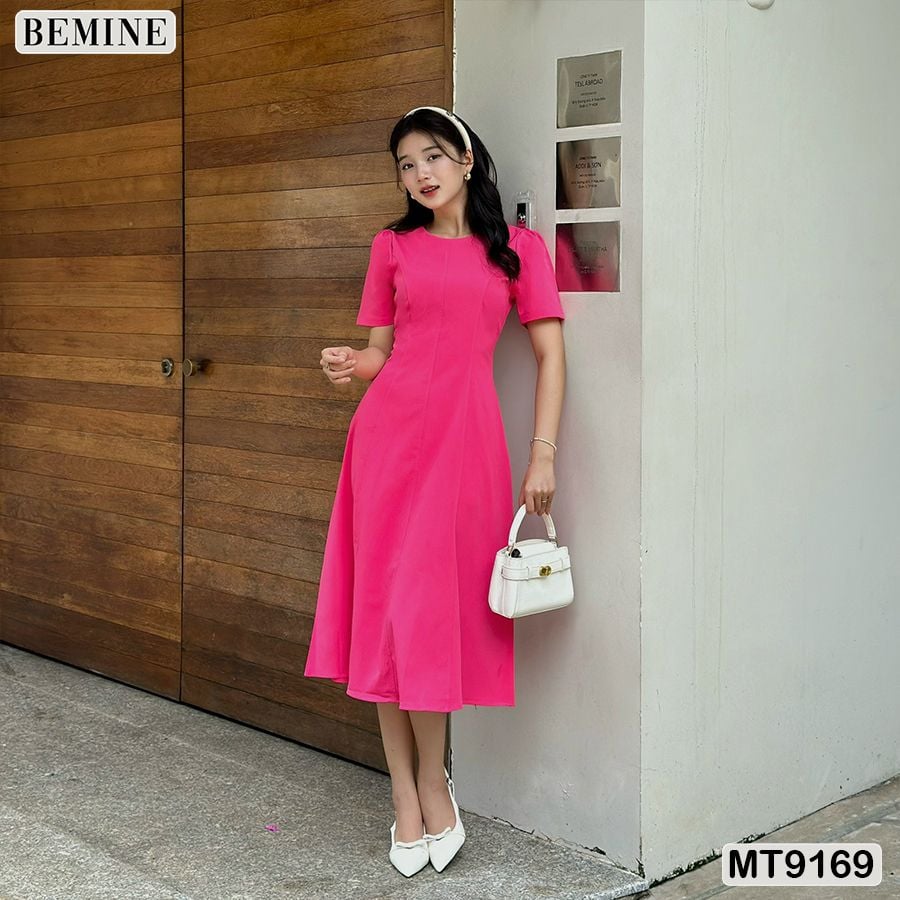 Đầm thiết kế cổ tròn dáng xòe dài MT9169