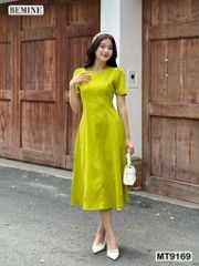 Đầm thiết kế cổ tròn dáng xòe dài MT9169