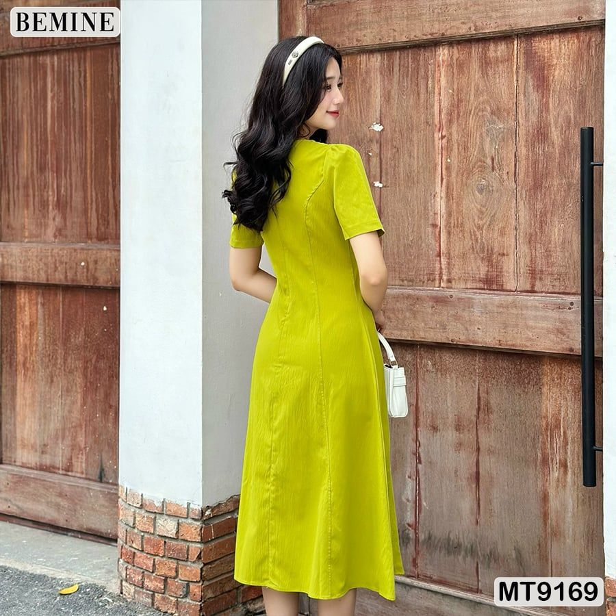 Đầm thiết kế cổ tròn dáng xòe dài MT9169