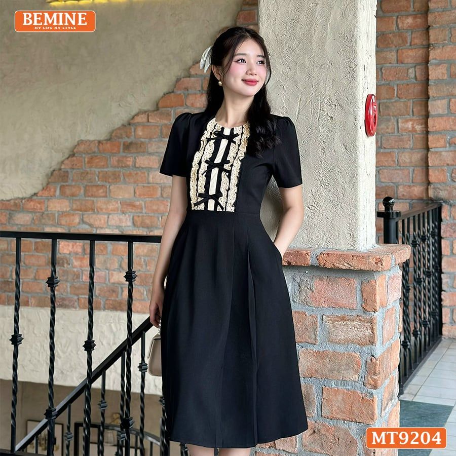 Đầm thiết kế cổ tròn phối ren đính nơ dáng chữ A MT9204