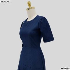 Đầm thiết kế cổ tròn đính nút dáng xếp ly MT9285