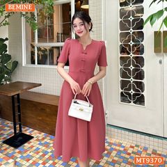 Đầm thiết kế cổ tròn xẻ V đính nơ dáng chữ A MT9370
