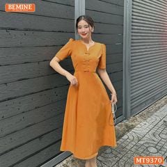 Đầm thiết kế cổ tròn xẻ V đính nơ dáng chữ A MT9370