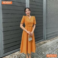 Đầm thiết kế cổ tròn xẻ V đính nơ dáng chữ A MT9370