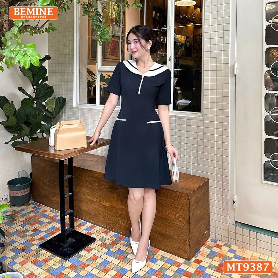 Đầm thiết kế cổ thủy thủ đính nút dáng chữ A MT9387