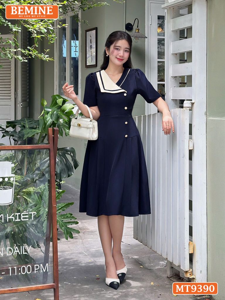 Đầm thiết kế cổ kiểu đính nút dáng xếp ly MT9390